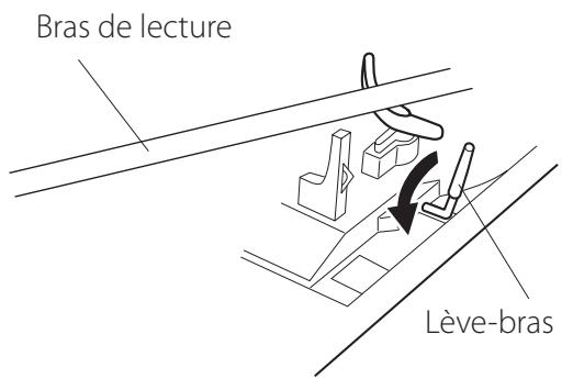 CANON LPP1000 - Baissez lentement le levier (lève-bras) pour poser doucement le bras de lecture. - 1