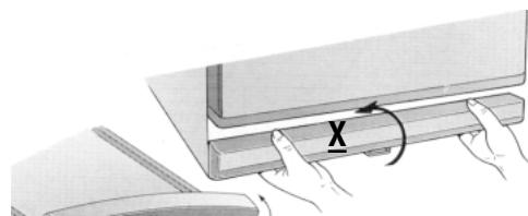 THOMSON AE21 - Comment enlever la plinthe - 2