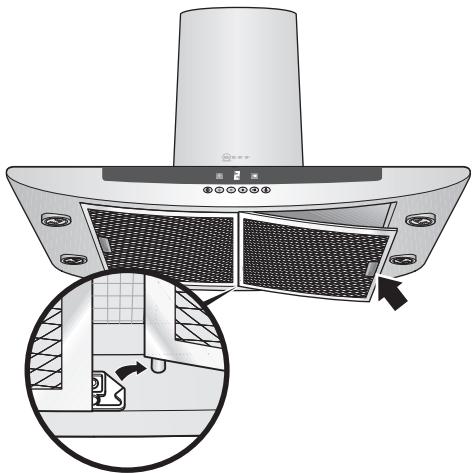 NEFF D79T7NOINOX - Retrait et mise en place des filtres àGRAISSÉ en métal: - 1