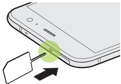 HTC U1164G0 - Insertion de la carte microSD - 1