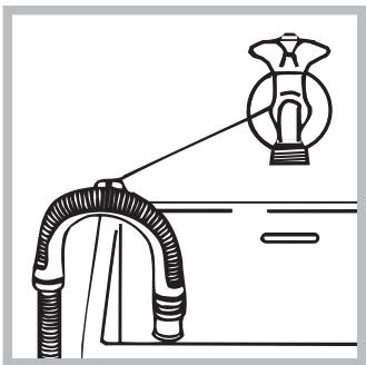 INDESIT PWDE81473WFR - Raccordement du tuyau de vidange - 2