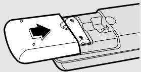 SAMSUNG HTDB 120cobI - Insérez les piles de la télécommande - 3