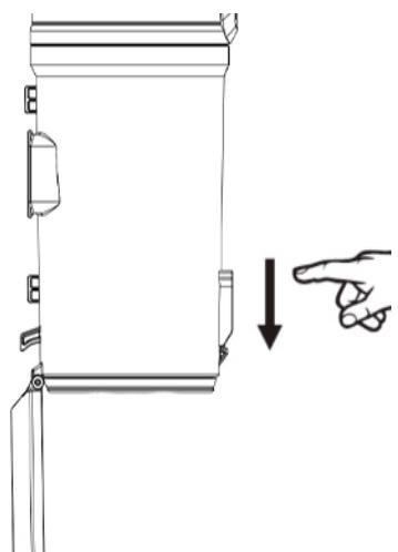EZICLEAN CYCLOMAX XP INFINY - Vider le bac à poussière - 1