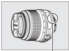 NIKON 05200 KIT 18-55VRIT + 55 - Fixer un objectif. - 2