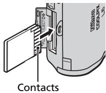 NIKON CoolpixLG - Insérez la carte mémoire. - 1