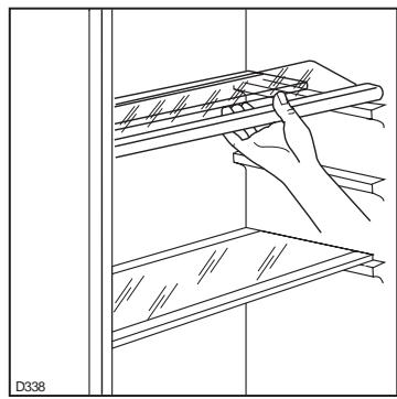 AEG SANTO D 81640 ICO - Les clayettes - 1