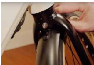 MADE IN FRANCE Sport2 - I Montage du garde-boue - 3