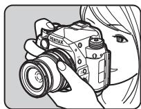 PENTAX KP - Regardez le sujet dans le viseur. - 2