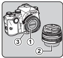 PENTAX KP - Retirez les bouchons de monture du boftier (1) et de l'objet (2). - 1