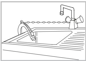 DARTY LAVE-LINGE-TOP-PTL6100 - Raccordement du tuyau de vidange - 3