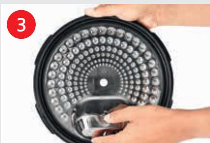 MOULINEX CE902800 - Reinigen Ihres Cookeo Touch - 3
