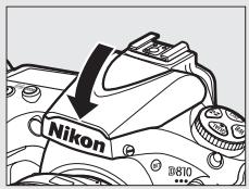 NIKON D810 - Fermeture du flash intégré - 1