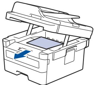 BROTHER MFC-L2710DW - Du papier est coincé à l'intérieur du bac de sortie - 2