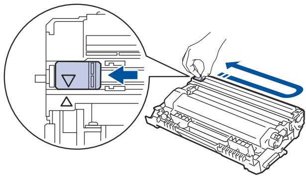 BROTHER MFC-L2710DW - Remplacer la cartouche de toner - 7