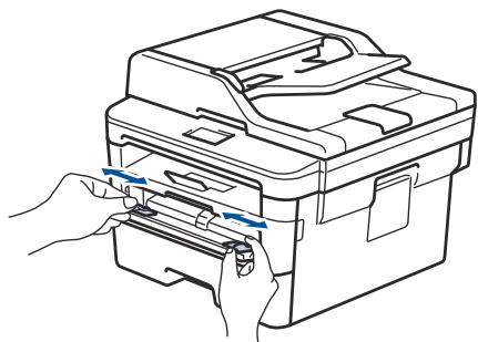 BROTHER MFC-L2710DW - Charger et imprimer du papier ordinaire, du papier épais, du papier recyclé et du papier de qualité supérieure à partir de la fente d'alimentation manuelle - 3
