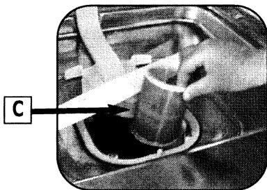 SAUTER SVF33JF1 - Nettoyage des filtres à déchets - 3