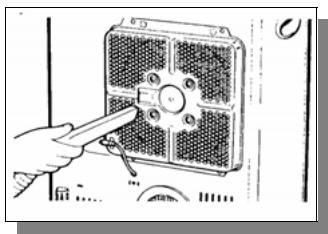 INVERTER 5007 PETROLE - ENTRETIEN DE L'ARRIVEE D'AIR CHAUD (AU MOINS UNE FOIS PAR SEMAINE) - 1