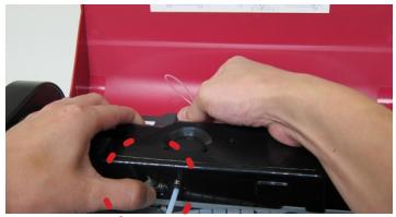X¥Z PRINTING DA VINCi 1.0 PRO - Installer et charger le filament - 5