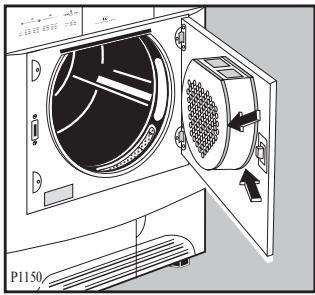 FAURE FTE230 - Nettoyage de la porte - 1
