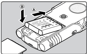 OLYMPUS LS-20M - Insérer la batterie - 3