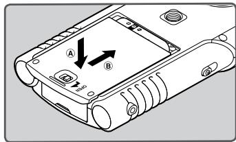 OLYMPUS LS-20M - Insérer la batterie - 4
