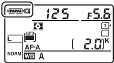 NIKON D610 - Utilisation de piles AA - 3