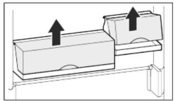 LIEBHERR ICBN3366 - Déplacer les balconnets de contre-porte - 2