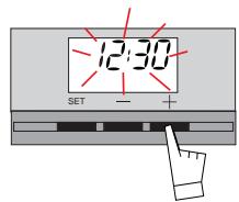 DE DIETRICH WTDOP420 - Como acertar a hora do relógio doorno? - 2