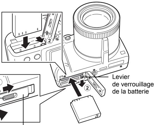 PENTAX X90 - Installation de la batterie - 1