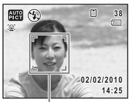 PENTAX X90 - Confirmez le sujet et les paramètres de la prise de vue sur l'écran. - 2