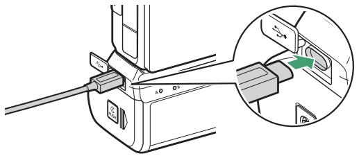 NIKON Z6II+24-70MM - Raccordez un adaptateur de charge EH-7P (en option) au connecteur de charge de la MB-N11. - 1