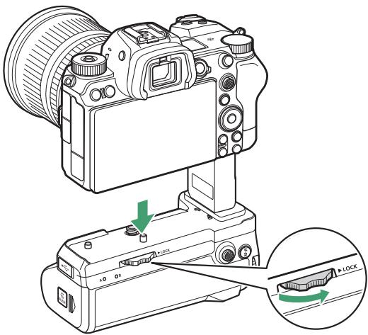 NIKON Z6II+24-70MM - Fixez la MB-N11 à l'appareil photo. - 1
