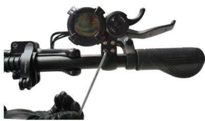 DUALTRON Thunder - Emplacement du numero de série - 2