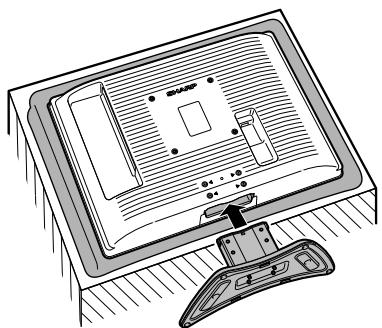 SHARP LC-32SD1E - Pose du socle - 4
