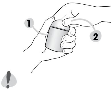 PABOBO VEILLEUSE NOMADE LAPIN - Pour retirer la veilleuse de la poignee - 1