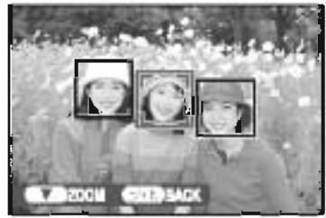 FUJIFILM S4600+HOUSSE+SD 8GO - Detection des visages - 1