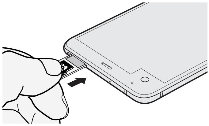 HTC UULTRABLANC 64G - Insertion de la carte microSD - 5