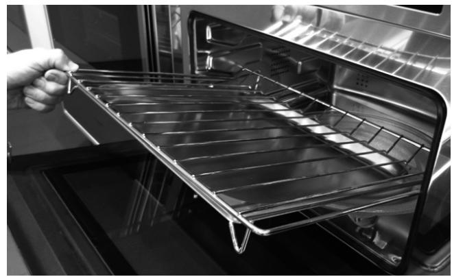 ROSIERES SO450S5V - Utiliser le grill plat - 1