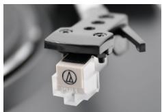 JVC AL-F50B - Preparing to Play - 2