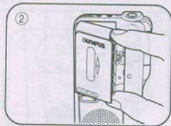 OLYMPUS S711 - Insertion d'une microcassette - 2