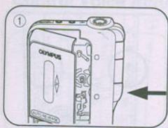 OLYMPUS S711 - Insertion d'une microcassette - 1