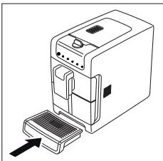 BEKO CEG7425B - Monter le bac d'égoutage - 1