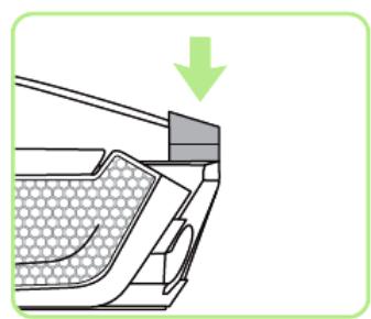 RAZER OUROBOROS - INSERTION DE LA BATTERIE - MODELE US SEULEMENT - 6