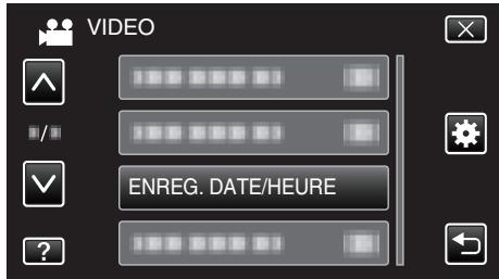 VC GZ-E205WEU - Enregistrer des vidéos avec la date et l'heure - 4