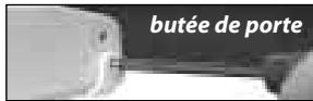 ARISTON MUAA 33 ARGENT - Vous aurez besoin d'une sélection de petits outils à main, tournevis, clés etc. pour effectuer cette procédure. - 2