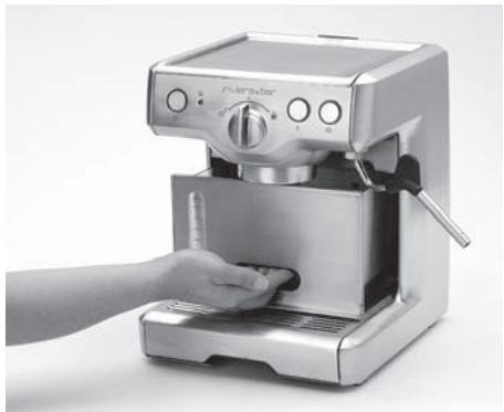 RIVIERA ET BAR CE 816A PRO INOX - Le replissage du réservoir d'eau (14) - 1