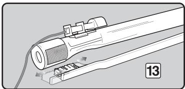WEBER GENESIS E330 GAZ NAT - ATTENTION : tous les fils doivent être correctement passés à travers les clips. - 7