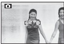 FUJIFILM S2500 - Verrouillage de la mise au point - 1