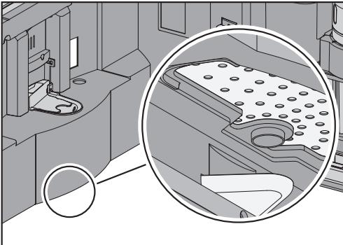 MIELE CVA 6431 INOX - Habillage de la distribution centrale et collecteur de gouttes - 2