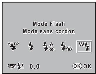 PENTAX K200D+18-55+50-200 - Utilisation du flash incorpore sans cordon - 1